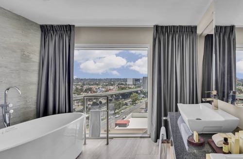 Tlalnepantla de Baz Hotel | Fiesta Americana México Satélite