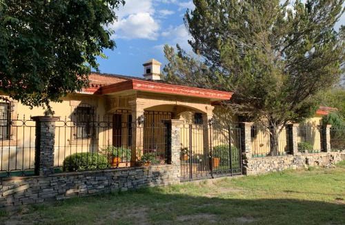 Parras de la Fuente House | Finca los Rosales