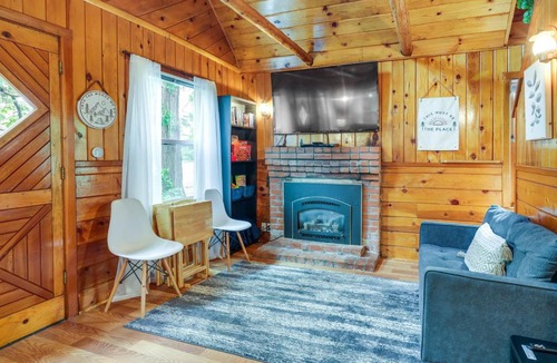 Twain Harte House | Fire Pit, Deck & Grill: Cozy Twain Harte Cabin!