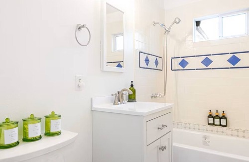 Tracy House | Furnished 3BR in Tracy, Comfortable longer stays