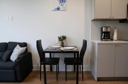 Park View Apartment | Furnished Apartment in DC