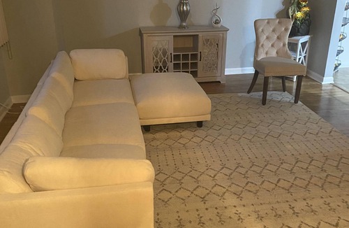 Maple Shade House | Furnished Single Room with attached bathroom/Wi-Fi/AC/Laundry/Parking