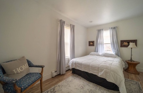 Highlands House | Gateway Beach Park, Beach Life, high speed wifi.