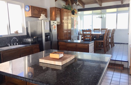 Las Gaviotas House | Gigantic House-Great for Familes, Friends, Couples-Ocean Views-Steps to beach