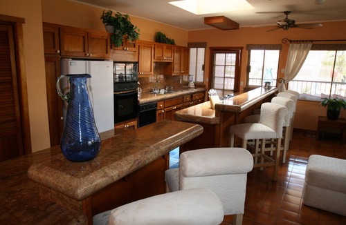 Centro Condo | Giggling Marlin Penthouse: Party in the Heart of Cabo. Promos available.