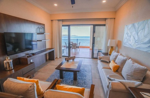 Loreto Resort | Golf a stunning TPC course, relax in luxury in beautiful Danzante Bay in Baja MX