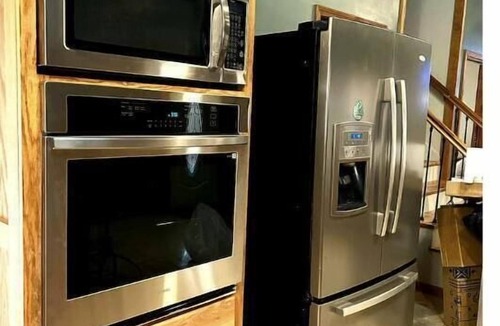 Max Meadows Cabin | GORGEOUS 20-Acre Modern Rustic Cabin! Walking Trails & Nearby Lake Access!