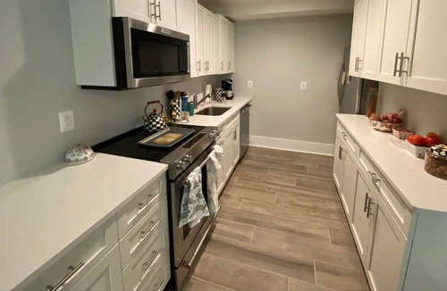 Brookmont Apartment | Gorgeous, Terrace Suite w/ 2BD 2BA, 5min from D.C. Brand new renovation