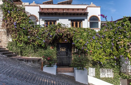 Downtown Puerto Vallarta Villa | Gorgeous villa centrally located overlooking Banderas Bay