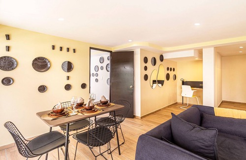 Colonia Cuauhtemoc Apartment | Grand Chapultepec by Kukun