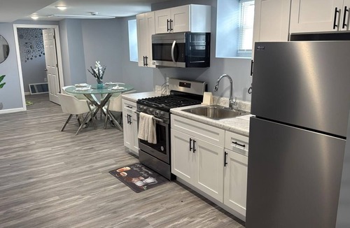 Ampere Apartment | Grand Luxury 1BR Penthouse near Newark Airport
