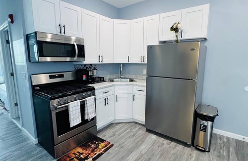 Ampere Apartment | Grand Superior 1BR Penthouse near Newark Airport
