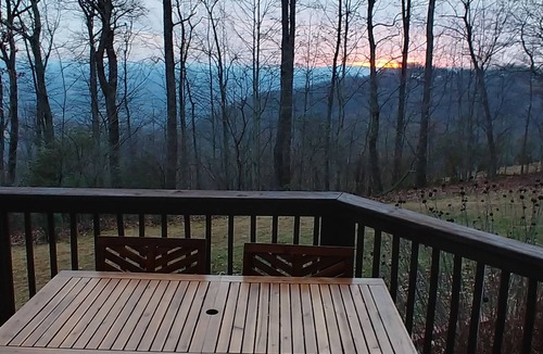 Dan River Cabin | Gratitude View - It's cooler in the mountains!