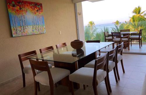 Ixtapa Apartment | Great Beachfront Amara Condo Ixtapa