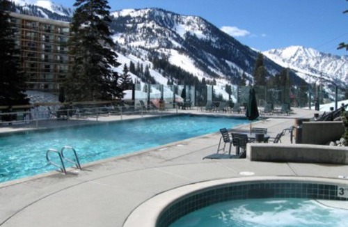 Salt Lake Mountain Resorts Resort | GREATEST SNOW ON EARTH - Ski-In/Out @ Cliff Lodge - March 13-20 - Sleeps 10