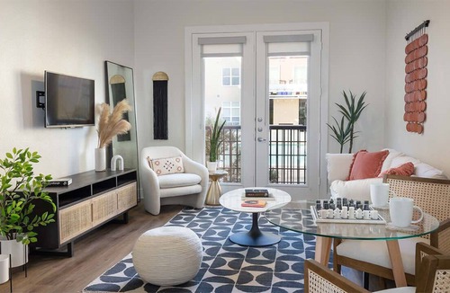 North Burnet Apartment | Griffis Domain | Premium 2BD in Austin