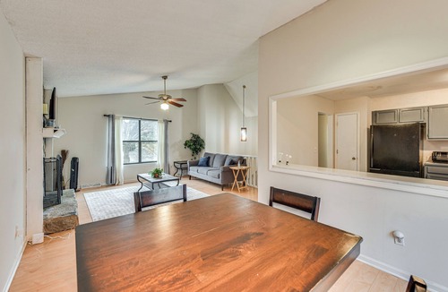Mint Hill House | Group-Friendly Home w/Yard in Charlotte Suburbs!