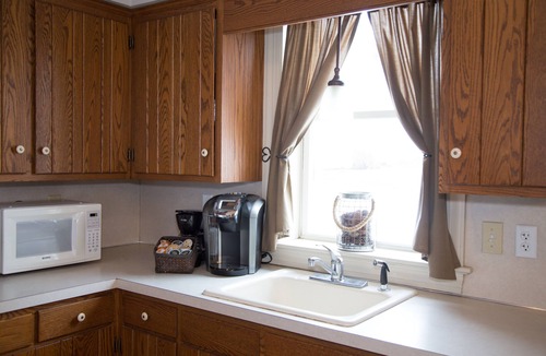 East Earl House | Guest House on a beautiful farm near Shady Maple