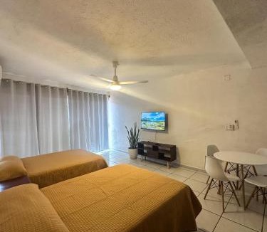 Las Brisas Apartment | Habitación 17 a unos pasos de la playa Las Brisas