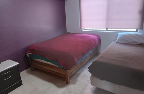 Leon House | Habitación cómoda, en privada con seguridad y parque para caminatas.