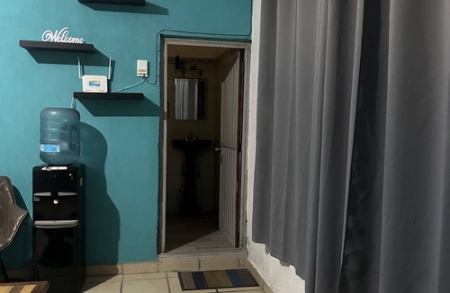 Minerales House | Habitación Cerca del Aeropuerto