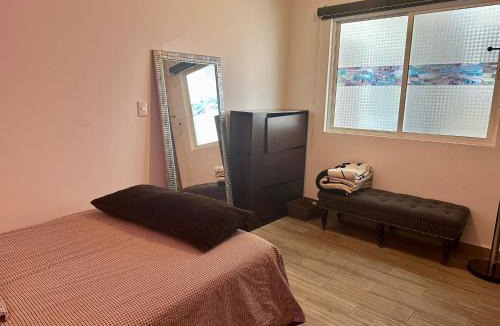 Tlalnepantla de Baz House | Habitación privada totalmente amueblada, CMDX