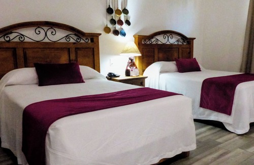 Esterito Hotel | Hacienda Bugambilias