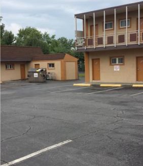 Cinnaminson Hotel | Hallmark Motel