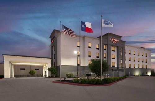 Cotulla Hotel | Hampton Inn Cotulla
