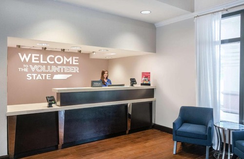 Franklin Hotel | Hampton Inn & Suites Nashville Franklin