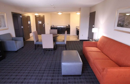 Seneca Hotel | Hampton Inn & Suites Seneca-Clemson Area