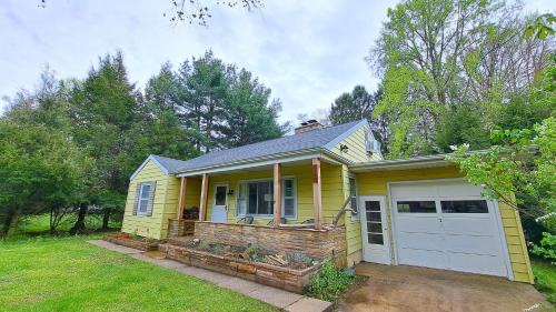 Harbert House | Harbert Hideaway