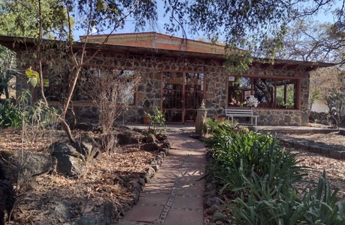 Tetla de la Solidaridad Cabin | Hermosa Cabaña en el Corazón del Monte Para 8 Personas