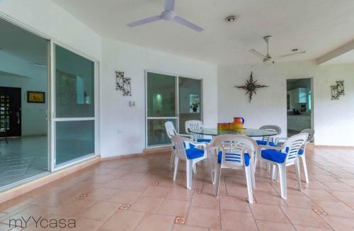 Lomas de Cocoyoc Villa | Hermosa casa con alberca/jacuzzi - C14