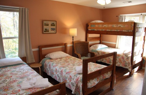 Warrenton House | Hidden Hollow Farm - Pool; Game Rm; Sleeps 26, 45 min. to DC, Weddings/Corporate