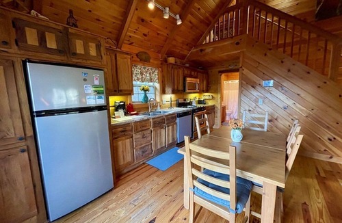 Grassy Creek House | High On Helton - Hot Tub, Fisherman's Paradise on Helton Creek, Pool Table, WIFI, Fireplace