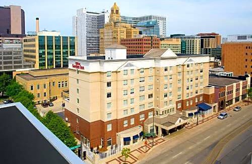 Downtown Hotel | Hilton Garden Inn Rochester Downtown