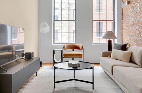 Downtown Brooklyn Apartment | Hip Downtown BK 3BR w/ Gym, Elevator, Roof & Private Patio, by Blueground