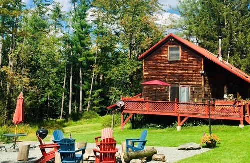 Eldred House | Historic 1895 Renovated Barn! 'Cottage at Belle Knowle'