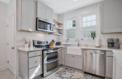 Annapolis House | Historic Annapolis Charmer <1Mile to NMC Stadium