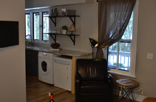 Hudson House | Historic Downtown Hudson Rental