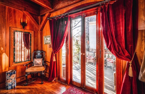 Nevada City House | Historic Downtown Victorian Home