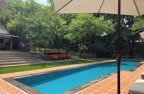 Cuernavaca House | Historic house with service and hot pool (1)