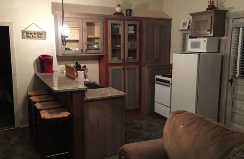 Burks Fork House | Hog Mt Retreat by Buffalo Mountain Getaway