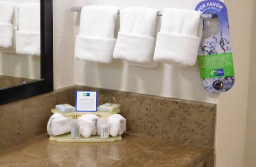 Tuxtla Gutierrez Hotel | Holiday Inn Express Tuxtla Gutierrez La Marimba by IHG