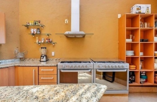 El Santuario Apartment | Home in Valle de Bravo · 6 bedrooms · 10 beds · 7 baths