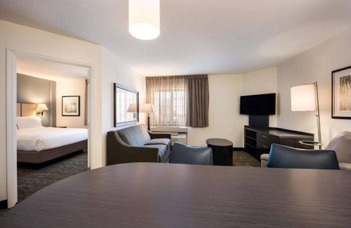 Gwinnett Place Hotel | Home-Like Duluth Stay l Close to Nam Dae Mun Farmers Market l 2 Units