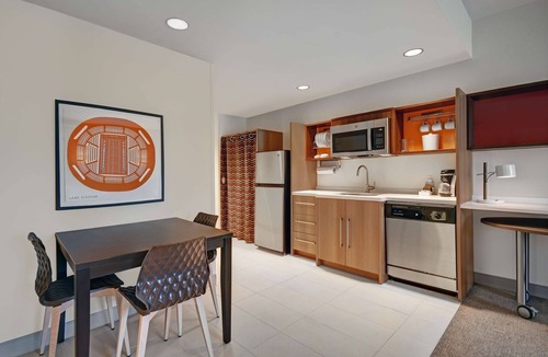 Blacksburg Hotel | Home2 Suites by Hilton Blacksburg - University