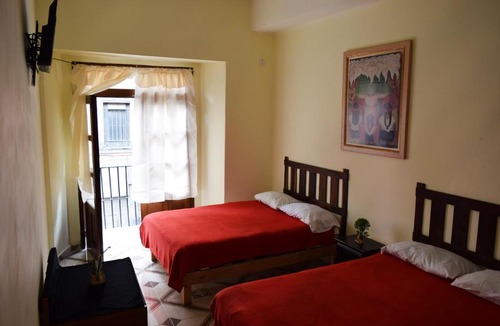 Historic Center House | Hostel Plaza Mayor