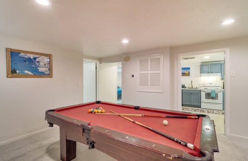 Lamar Heights Area House | Hot Tub, Pool Table, Fireplace, Sunny Patio